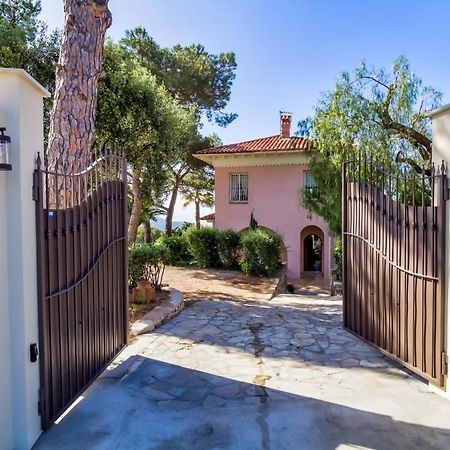 Stunning Seaview Villa. Villefranche Sur Mer Exterior photo